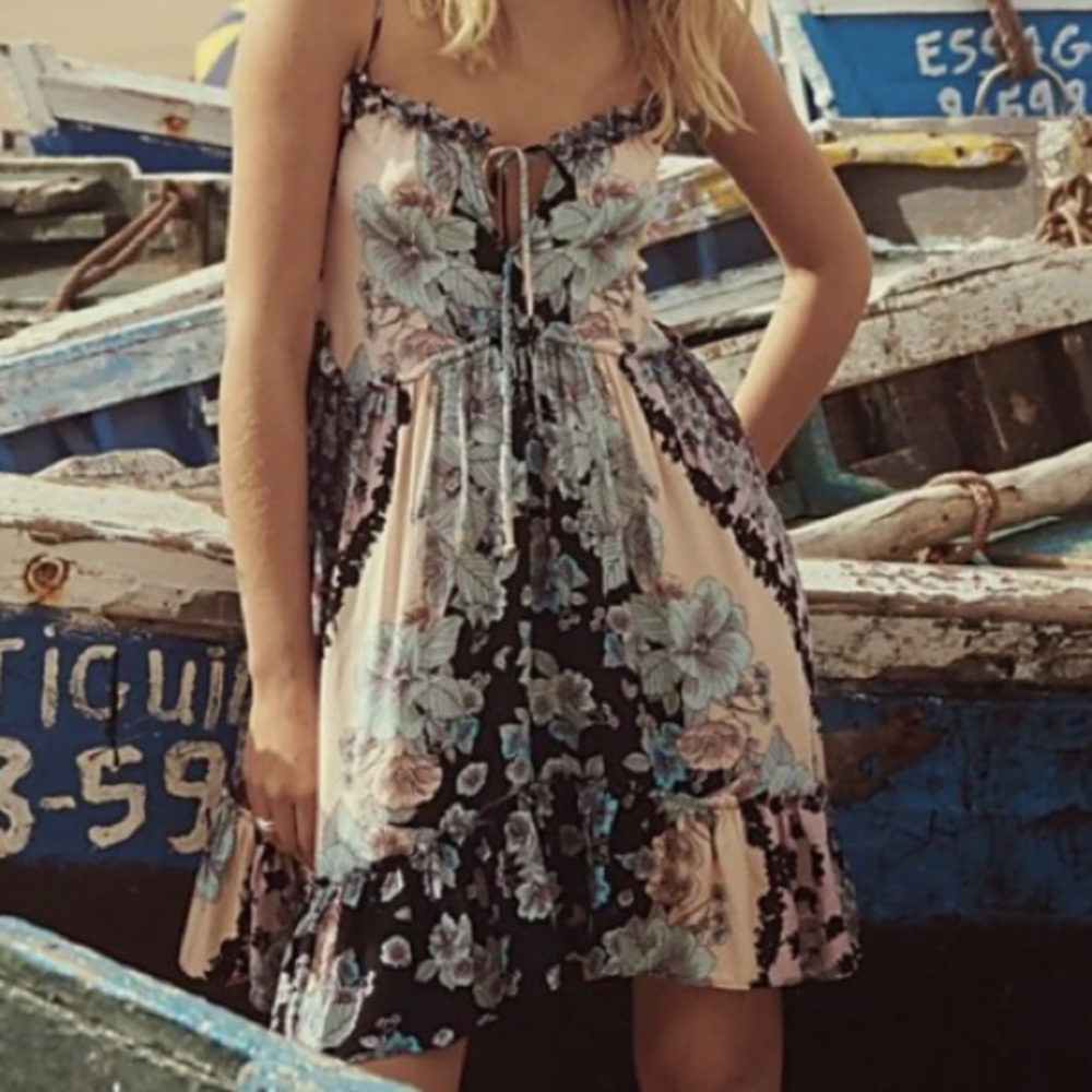 Free People nwt Summer Storm mini dress floral print flowy design boho adorable